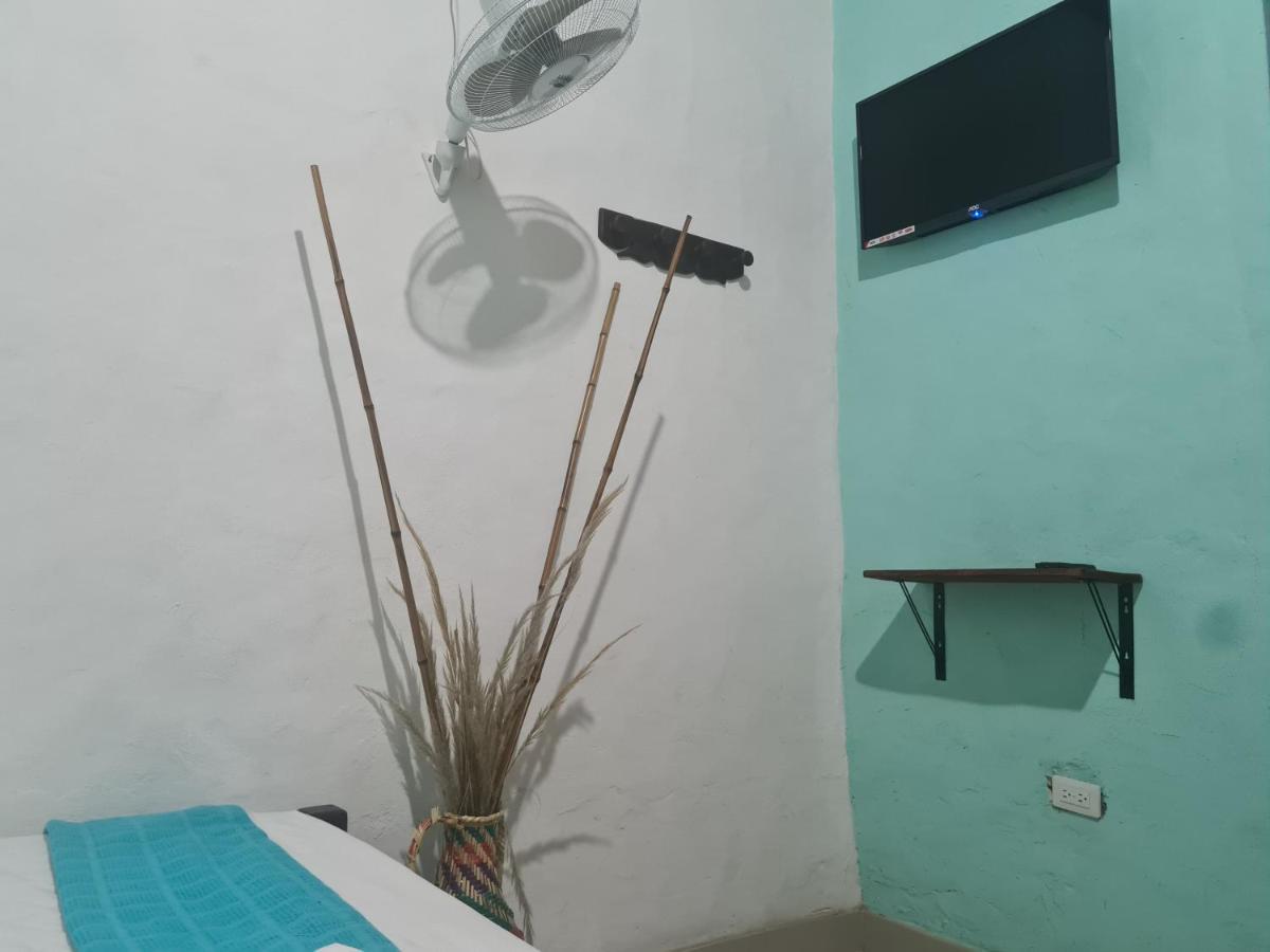 Hotel Alcazar Real Utica Dış mekan fotoğraf
