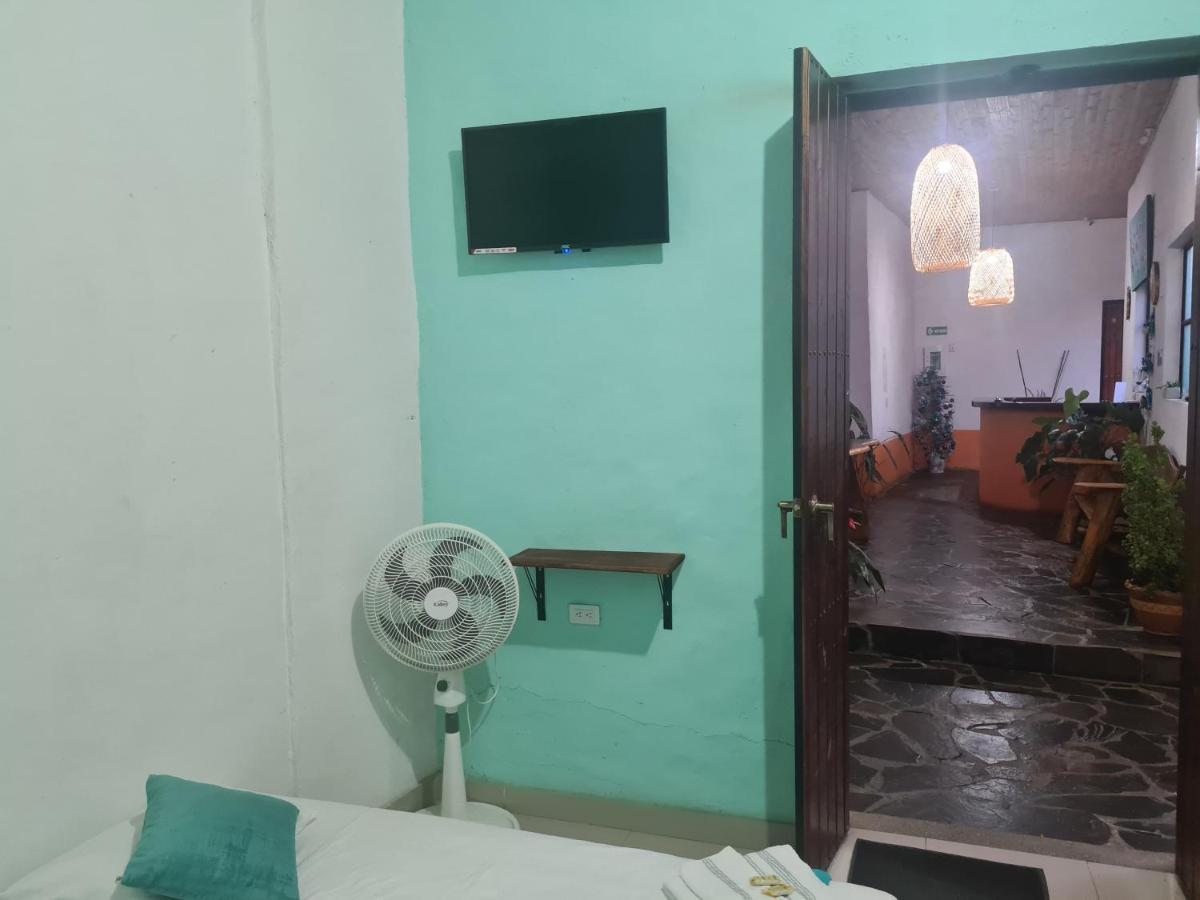 Hotel Alcazar Real Utica Dış mekan fotoğraf