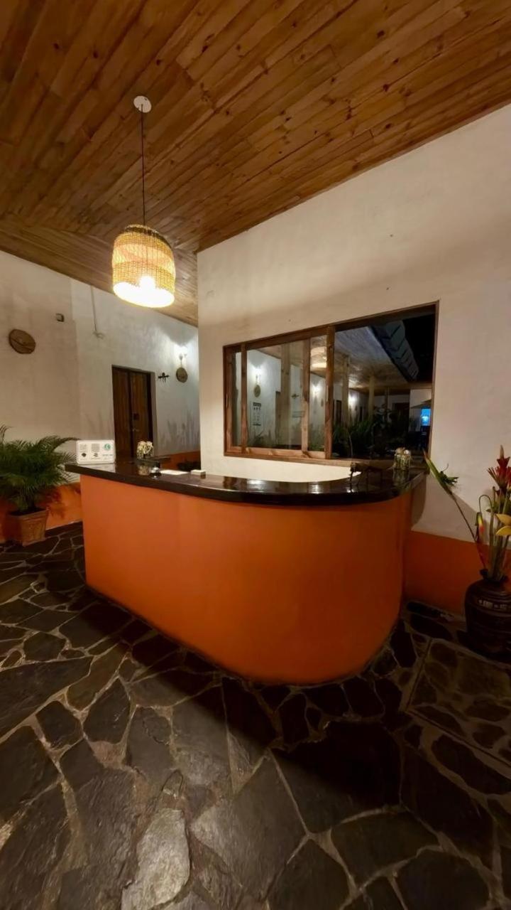 Hotel Alcazar Real Utica Dış mekan fotoğraf